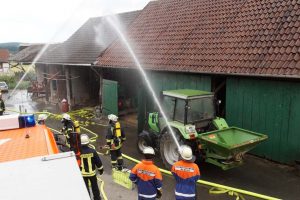 Übung: Bauernhofbrand in Halingen